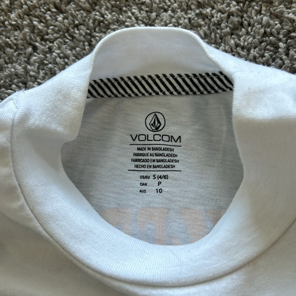Volcom Cropped Tee - Picture 3 of 5